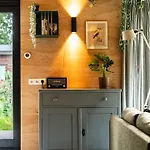 Casa de Férias Geweldig Natuurhuisje Op De Veluwe Met Sauna En Tuin Vp001 *