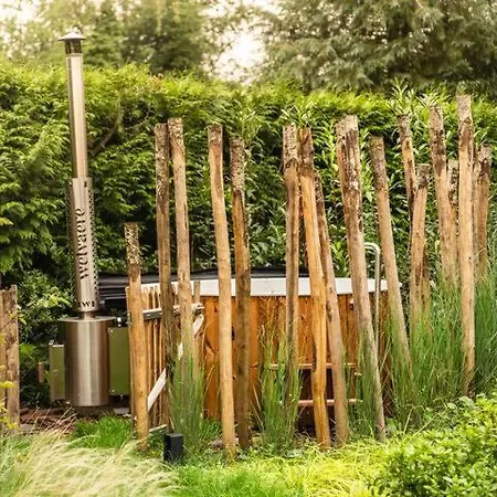 Geweldig Natuurhuisje Met Hottub Bij Veluwe Vp001 度假居 *